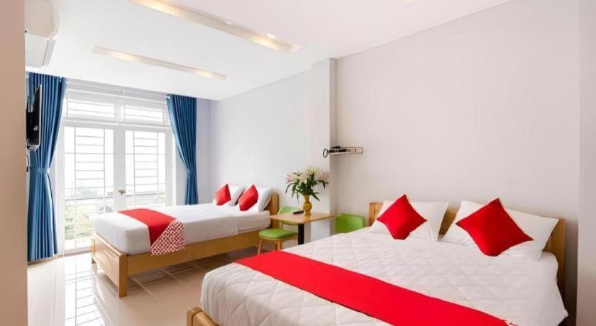 Oyo 90936 Hotel Manjoi Inn Ipoh Bagian luar foto